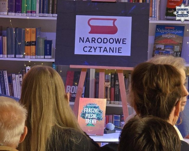 Poezja Jana Kochanowskiego zabrzmiała w Piekarach podczas Narodowego Czytania