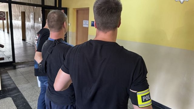 Piekarscy policjanci zabezpieczyli ponad 5000 porcji narkotyków