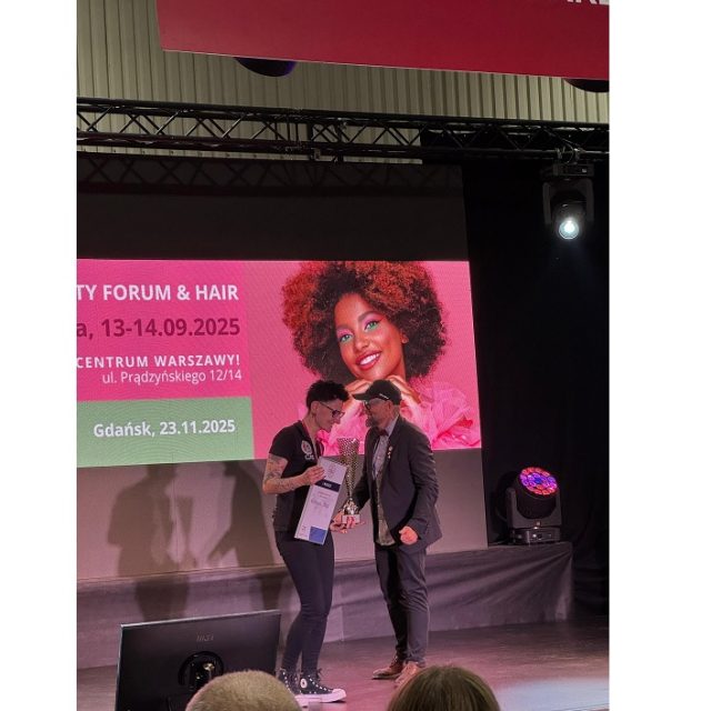 Katarzyna Maza po raz drugi mistrzynią fryzjerstwa na Open International Cup CMC