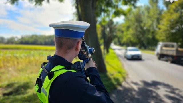 Piekarscy policjanci ujawnili 76 wykroczeń podczas akcji „Prędkość”
