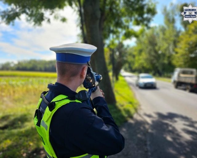 Piekarscy policjanci ujawnili 76 wykroczeń podczas akcji „Prędkość”