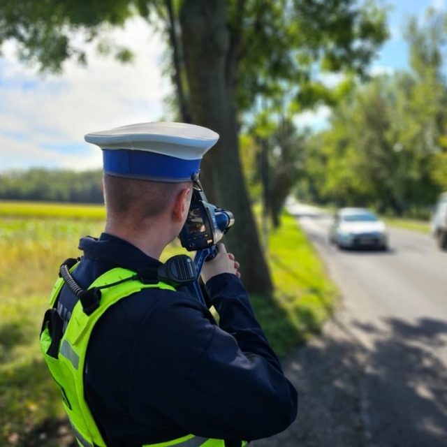 Piekarscy policjanci ujawnili 76 wykroczeń podczas akcji „Prędkość”