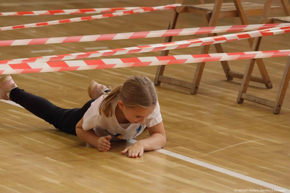 Wielka rywalizacja klas 1-3 w Piekarach Śląskich – Spartakiada w MOSiR! - fotoreportaż