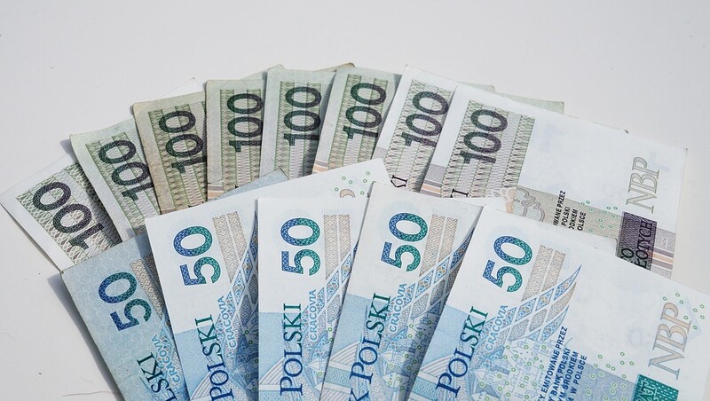 Dwie podwyżki płacy minimalnej w 2023 roku