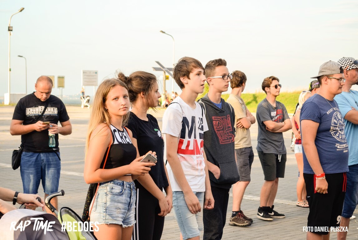 Wczoraj, pod Kopcem Wyzwolenia odbyła się kolejna edycja Muzycznych Żniw &#8211; Rap Time Festiwal. Gwiazdą wieczoru był polski raper BEDEOS znany z utworu &#8220;Wow&#8221; czy &#8220;Gustaw&#8221;!