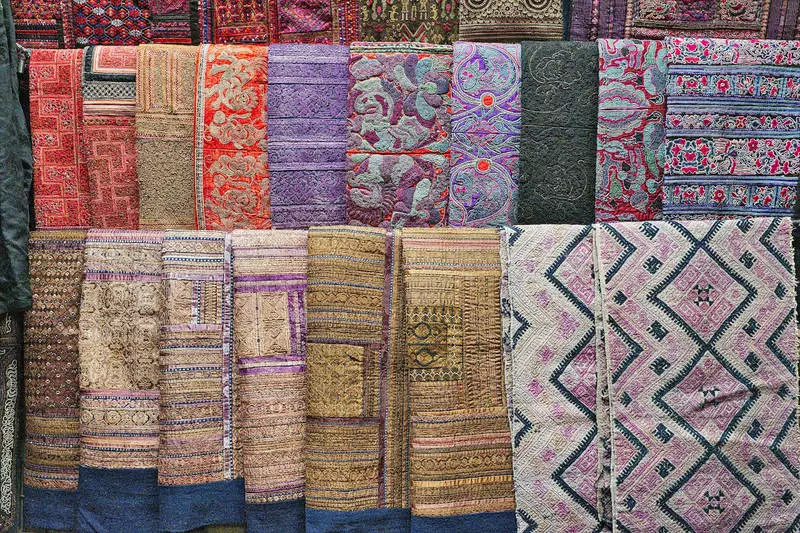 Tradycja związana z ręczną produkcją unikatowych dywanów